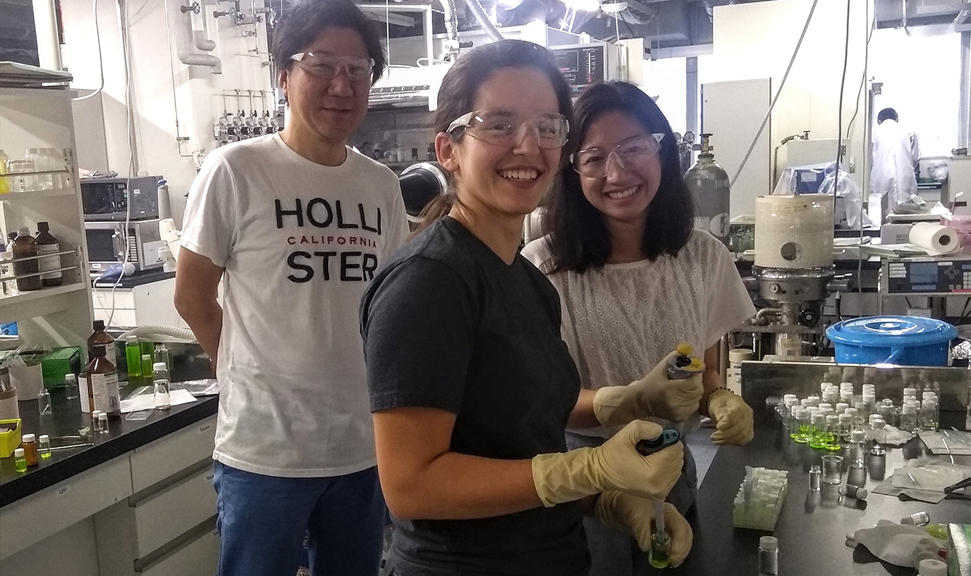 Daniela Fontecha (center), a participant of the International Research Experience in Organic Electronics program and doctoral student at the University of Maryland, is pictured here working on nanoparticle synthesis with Professor Akito Masuhara (left) and a graduate student in his lab (right) in the new Center for Organic Electronics building on the Yonezawa campus of the Yamagata University. 