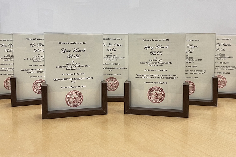 patent award trophies